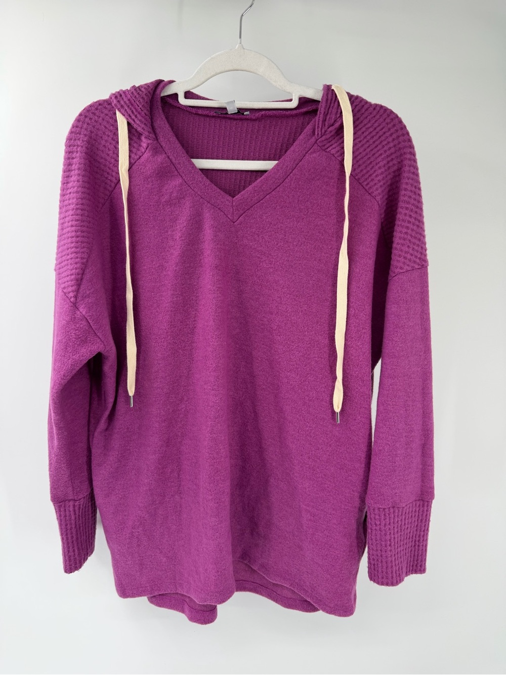 White Birch V-Neck Hooded Pullover Sweater Magenta Purple Waffle Details Medium